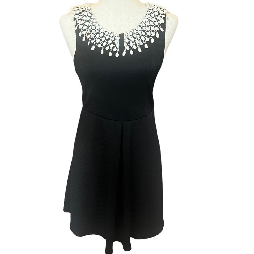Free People Black Ivory Lace Collar Dress Textured, Open Back Size Small Grunge